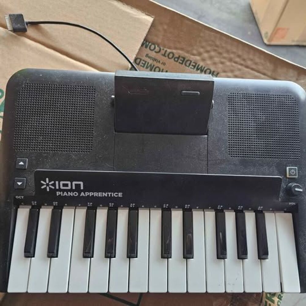 ION Piano Apprentice Keyboard